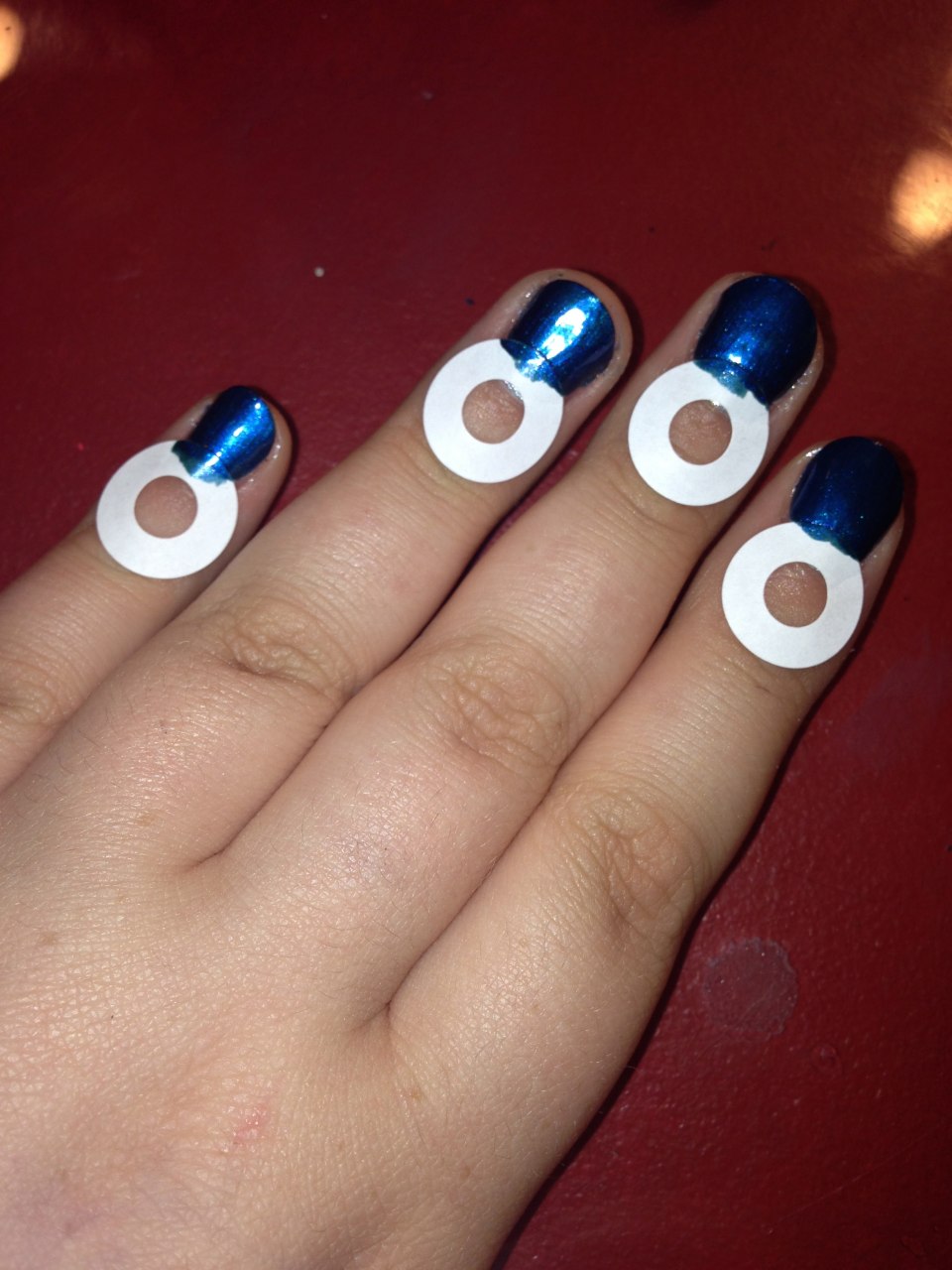 Дизайн ногтей галстук