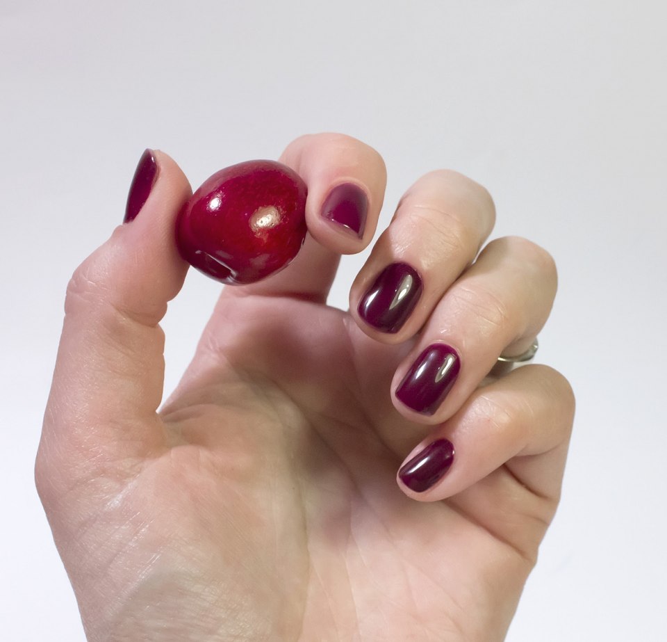 Гель лак Kira Nails 438