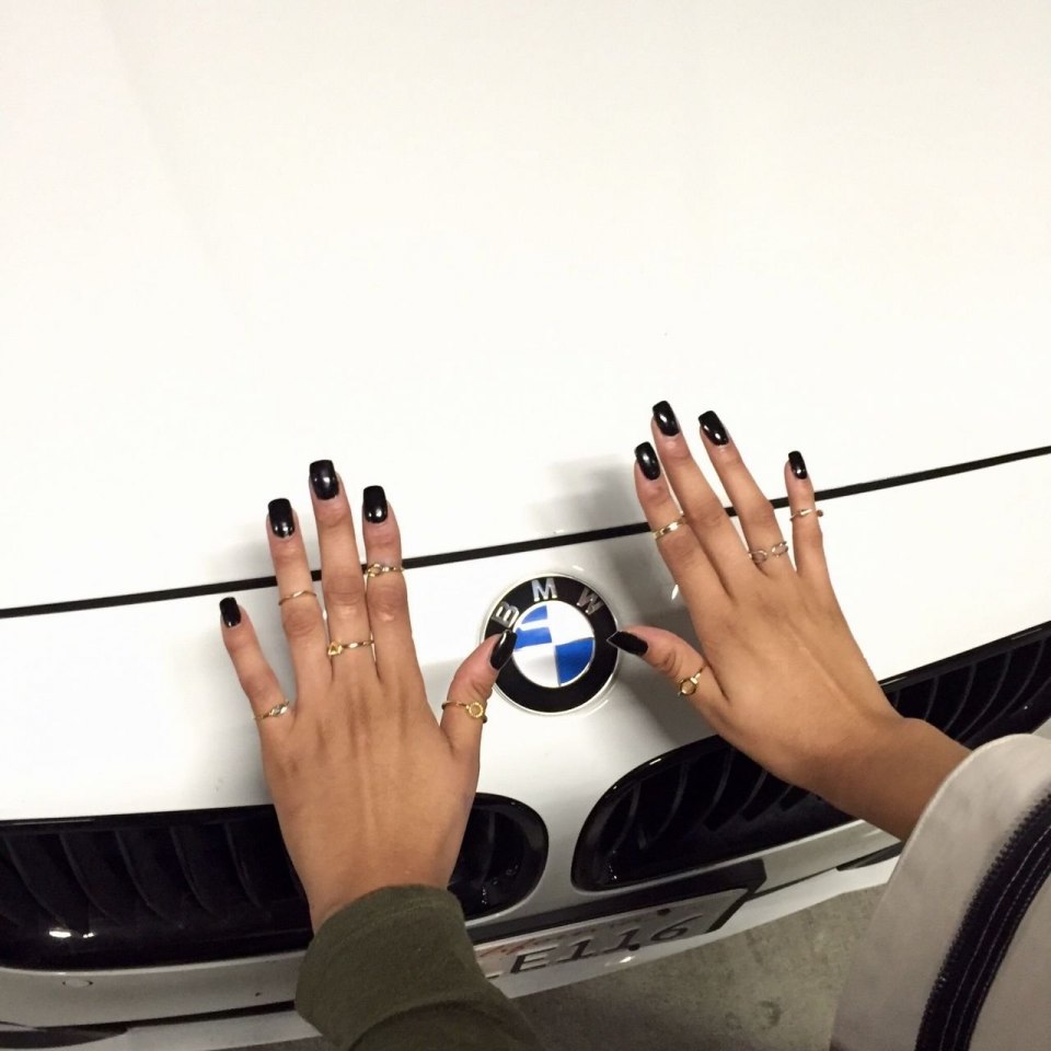 Ногти в стиле BMW