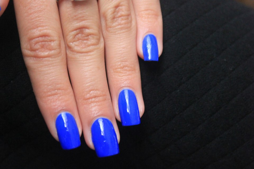 Round Blue Gel