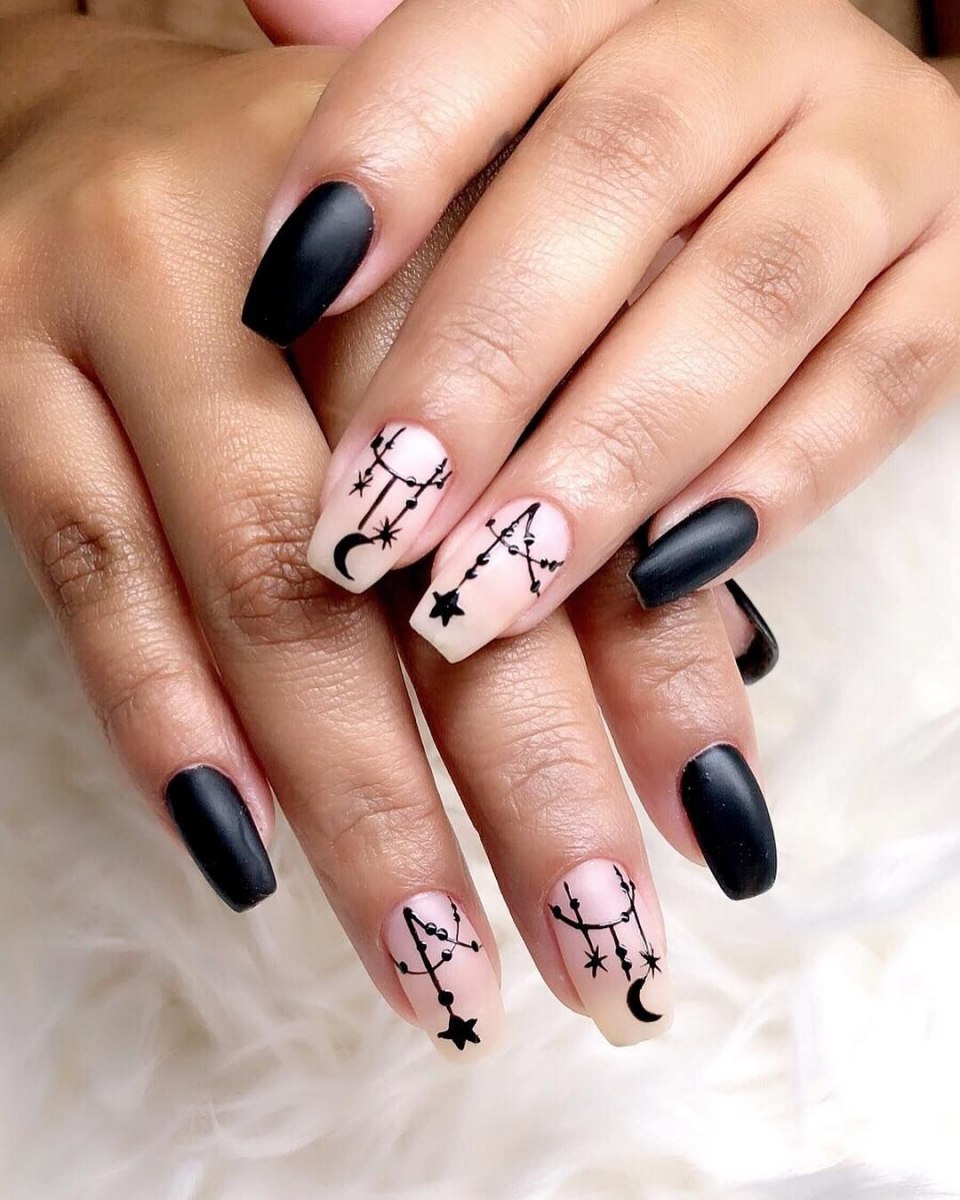 Черыненогти с надписями