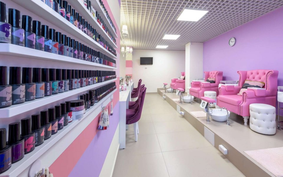 Nail_Master_79,