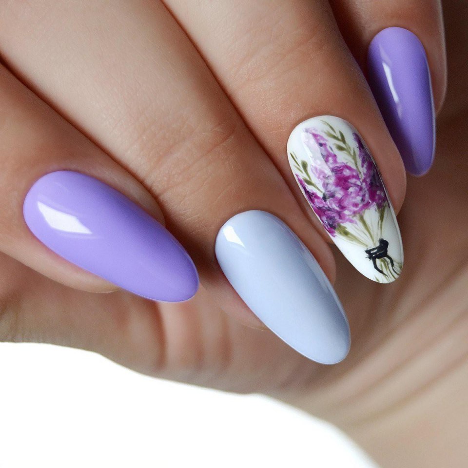 Сиреневый маникюр