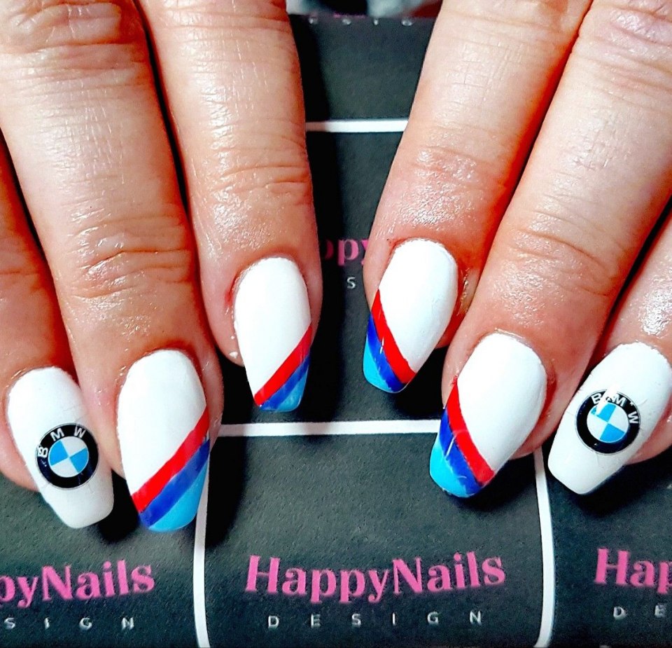 Ногти BMW M