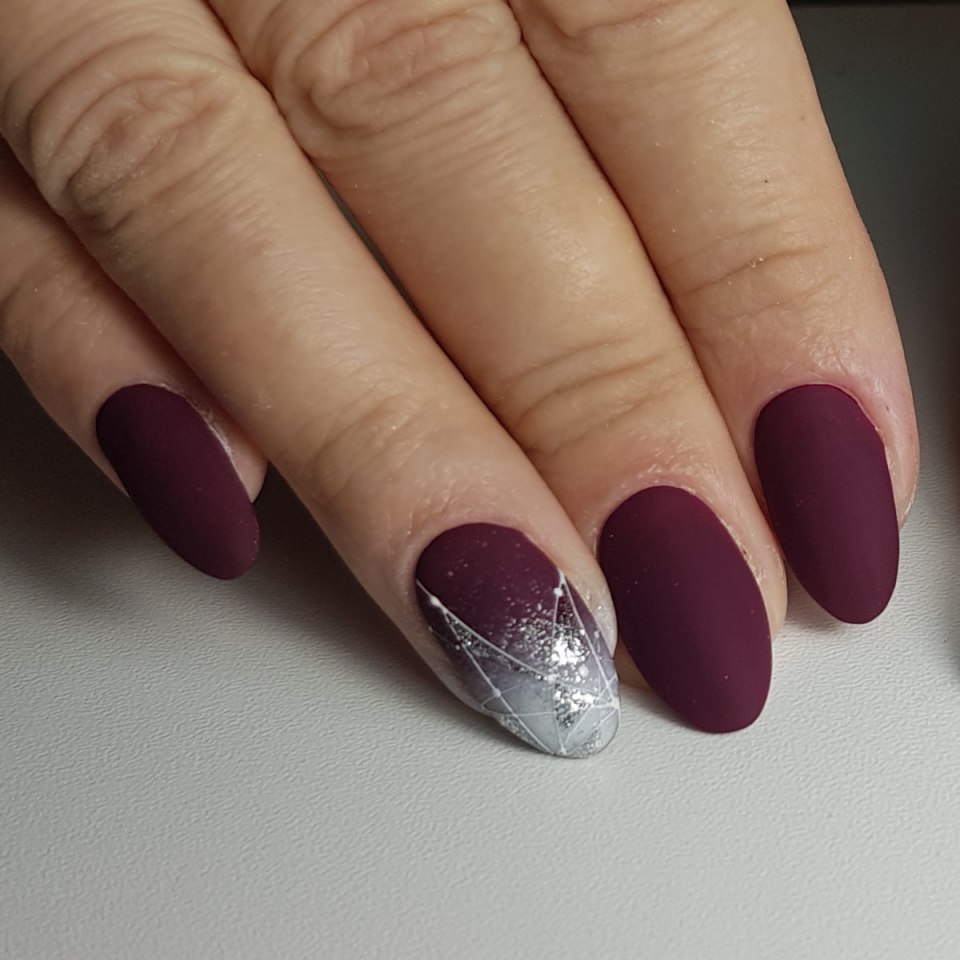Люксио Garnet