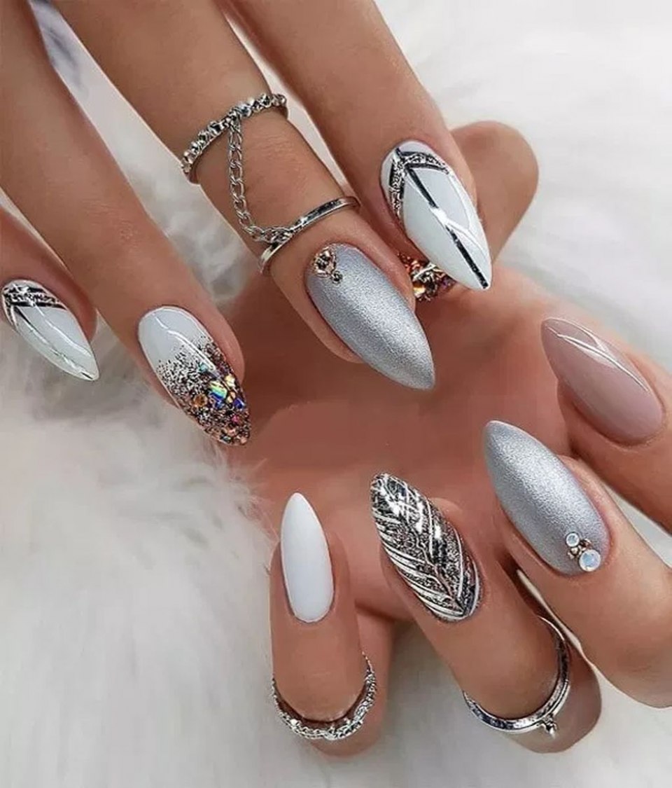 Nail миндаль 2020 тренд