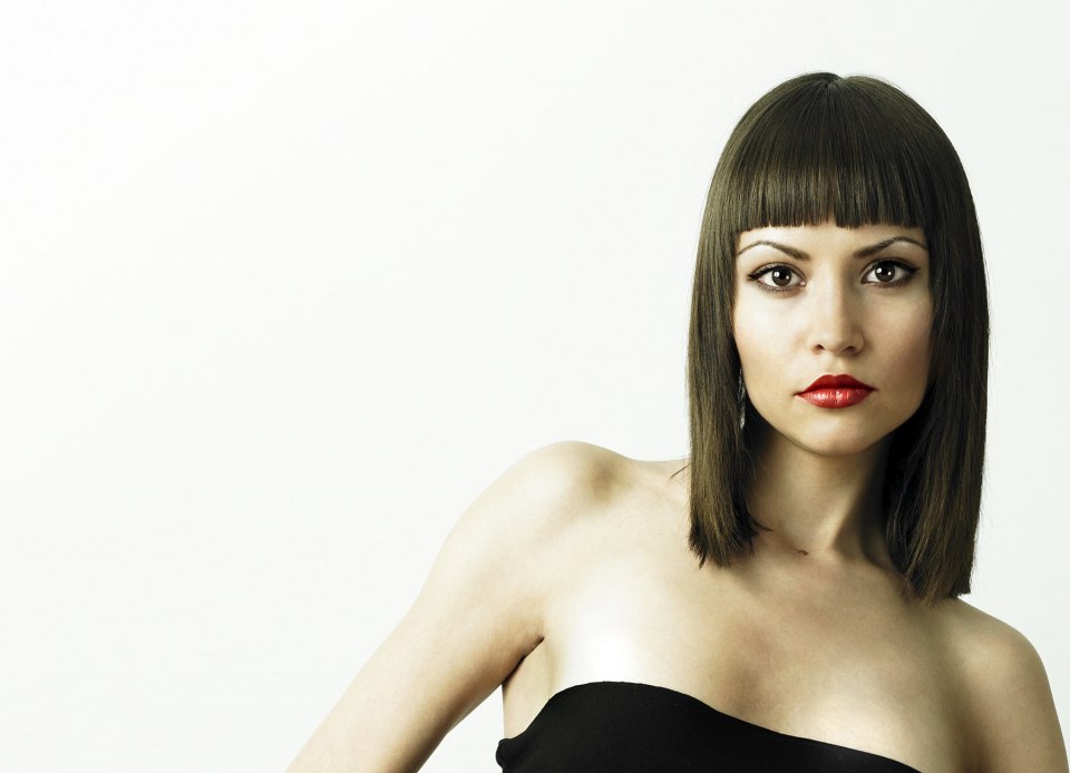 Ровная челка