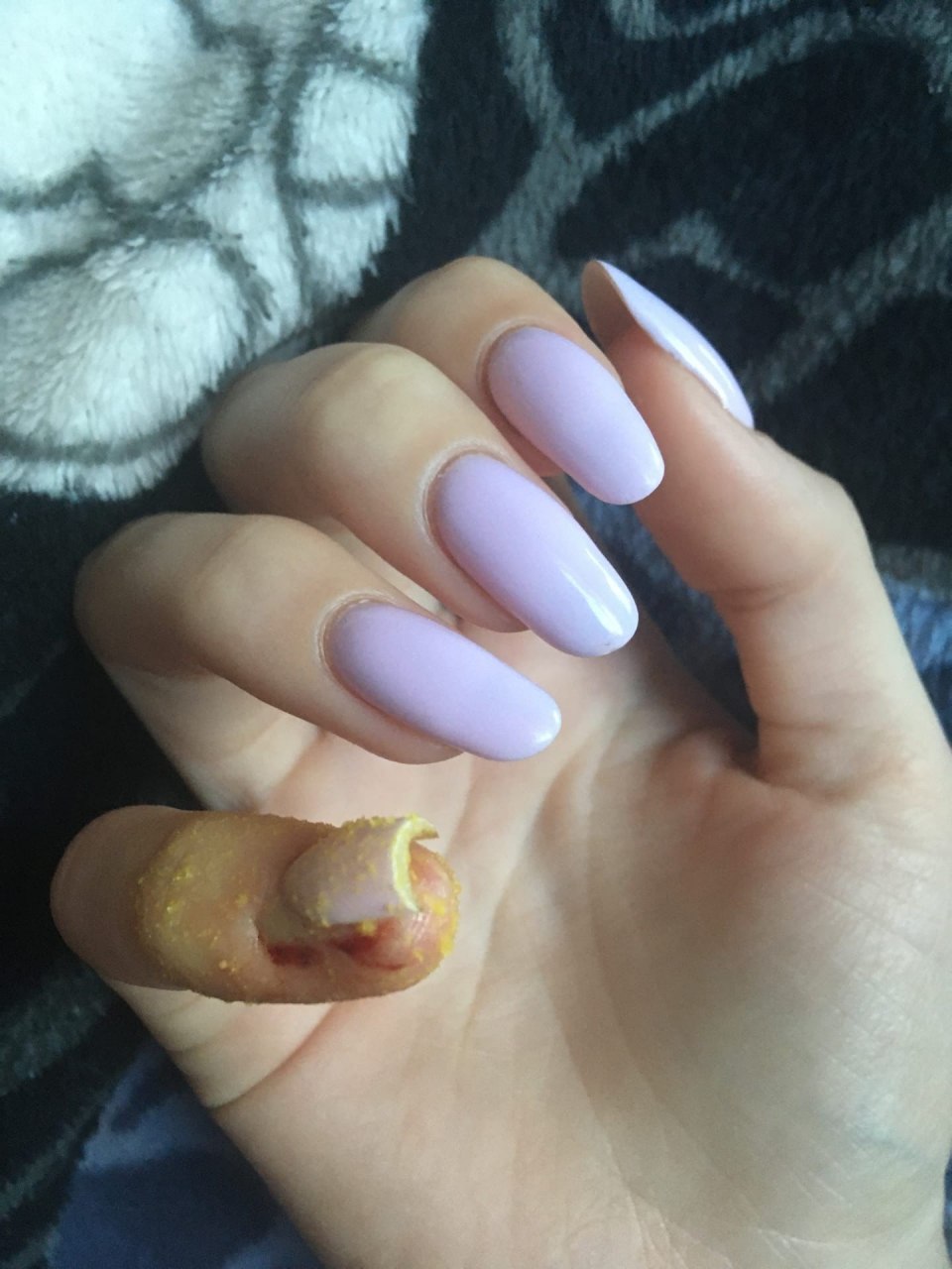 Ногти не накрашенные