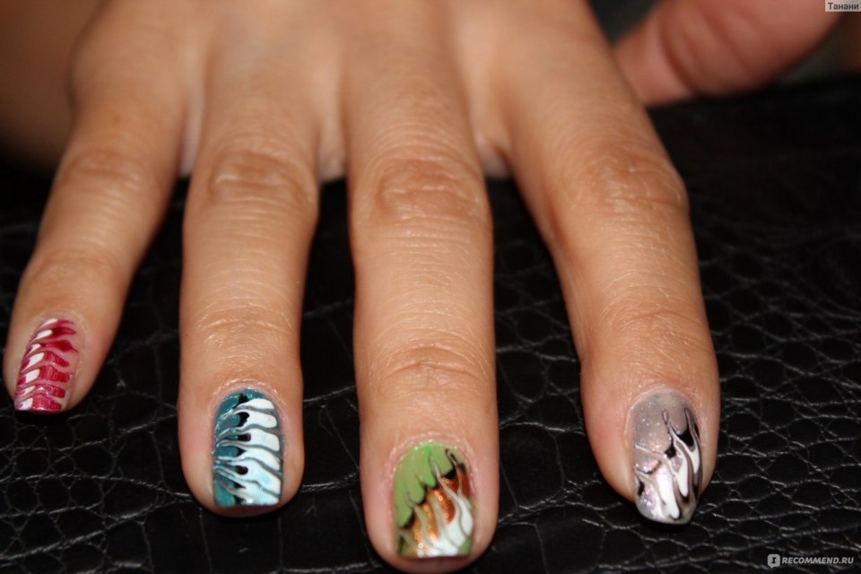 Узоры на ногтях зубочисткой