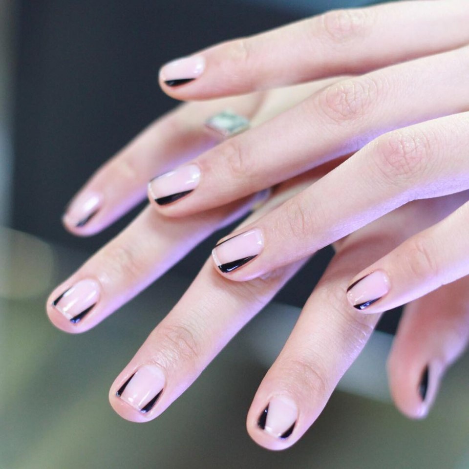 Маникюр удлиняющий короткие ногти