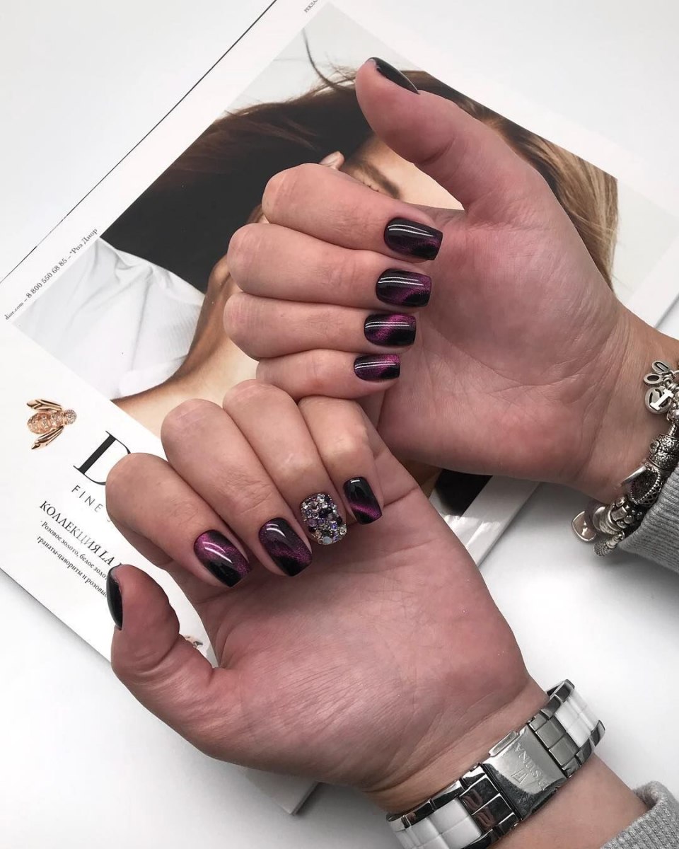 Маникюр на короткие ногти визуально удлиняющий