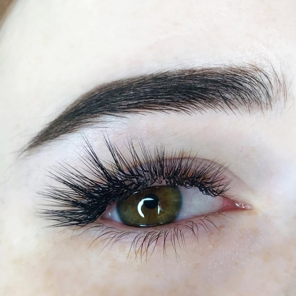 Наращивание ресниц в Туле