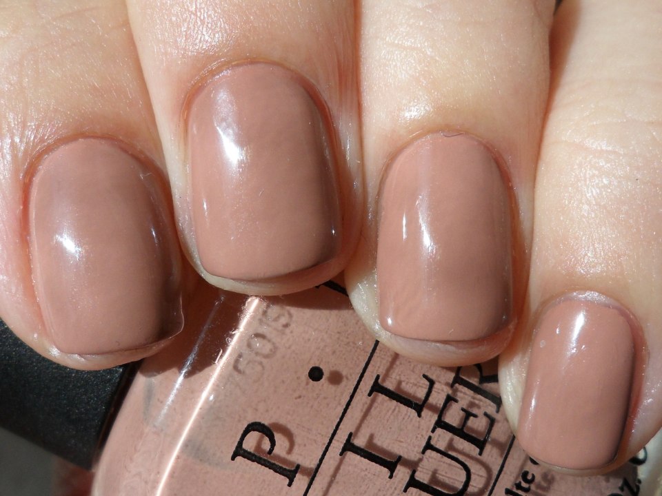 OPI Classic barefoot in Barcelona