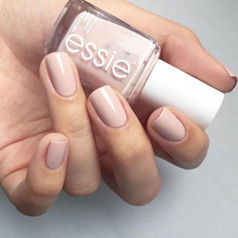 Лаки телесные 2020 Essie