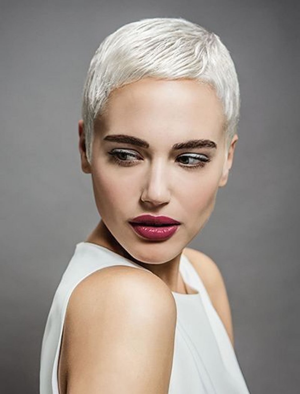 Halsey short hair