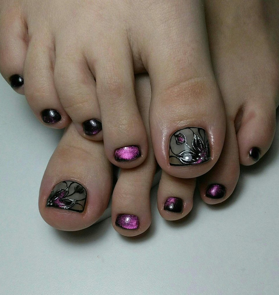 Педикюр дизайн