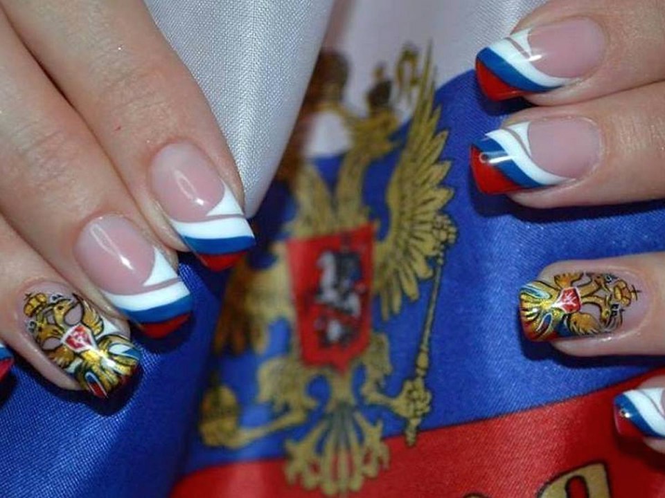 Маникюр британский флаг