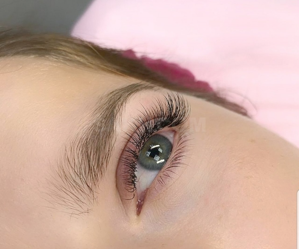 Классическое наращивание ресниц