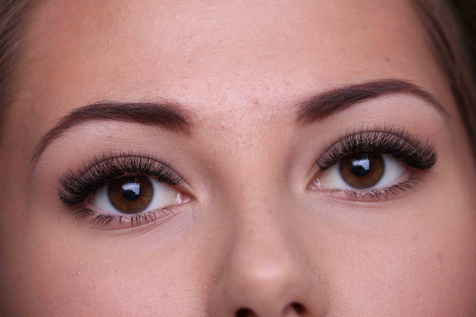 Натуральные нарощенные ресницы