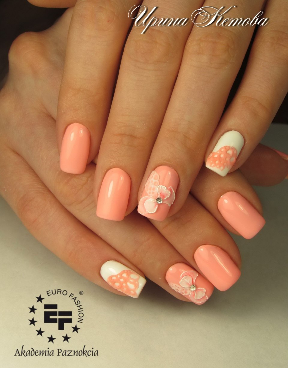 Коралловые ногти