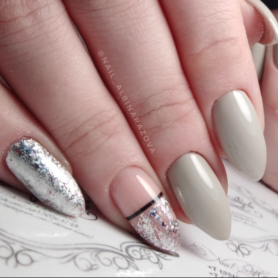 Маникюр фисташковый матовый миндаль