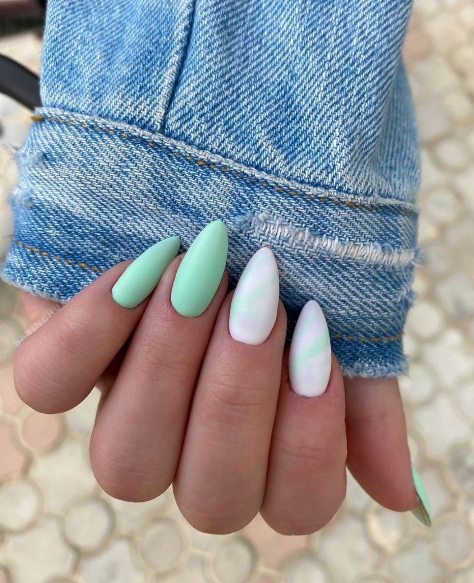 Однотонный маникюр 2021