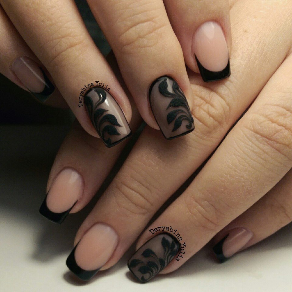 Маникюр бежевый с черным