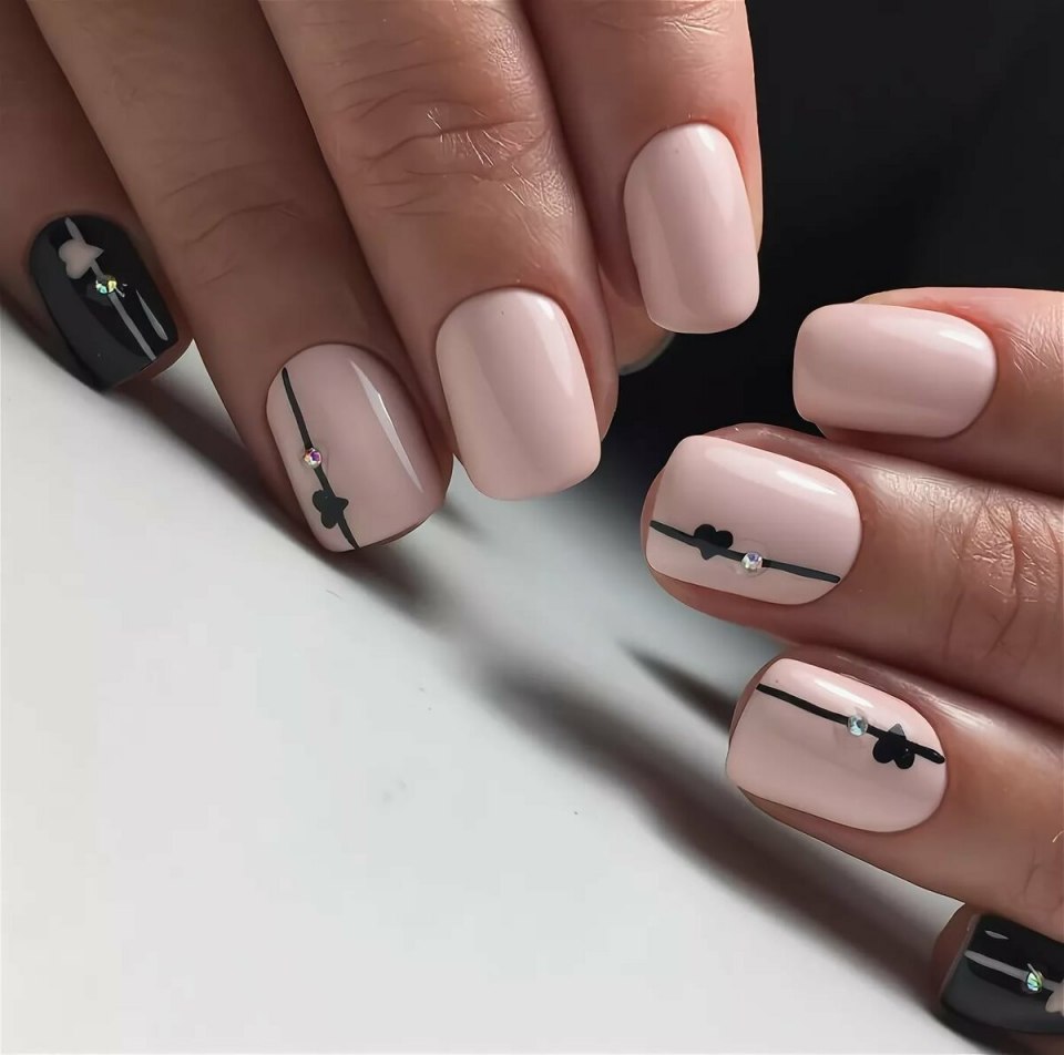 Модный маникюр для офиса