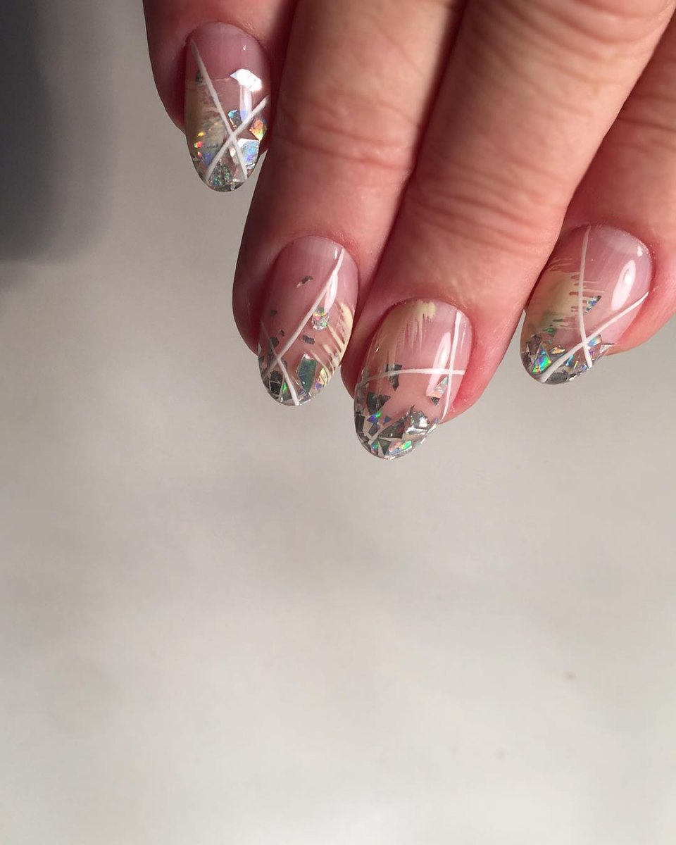 Прозрачные ногти