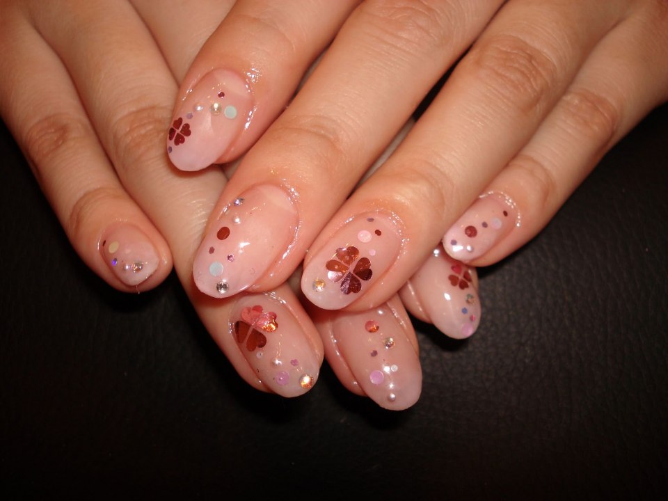 Гелевые ногти маленькие