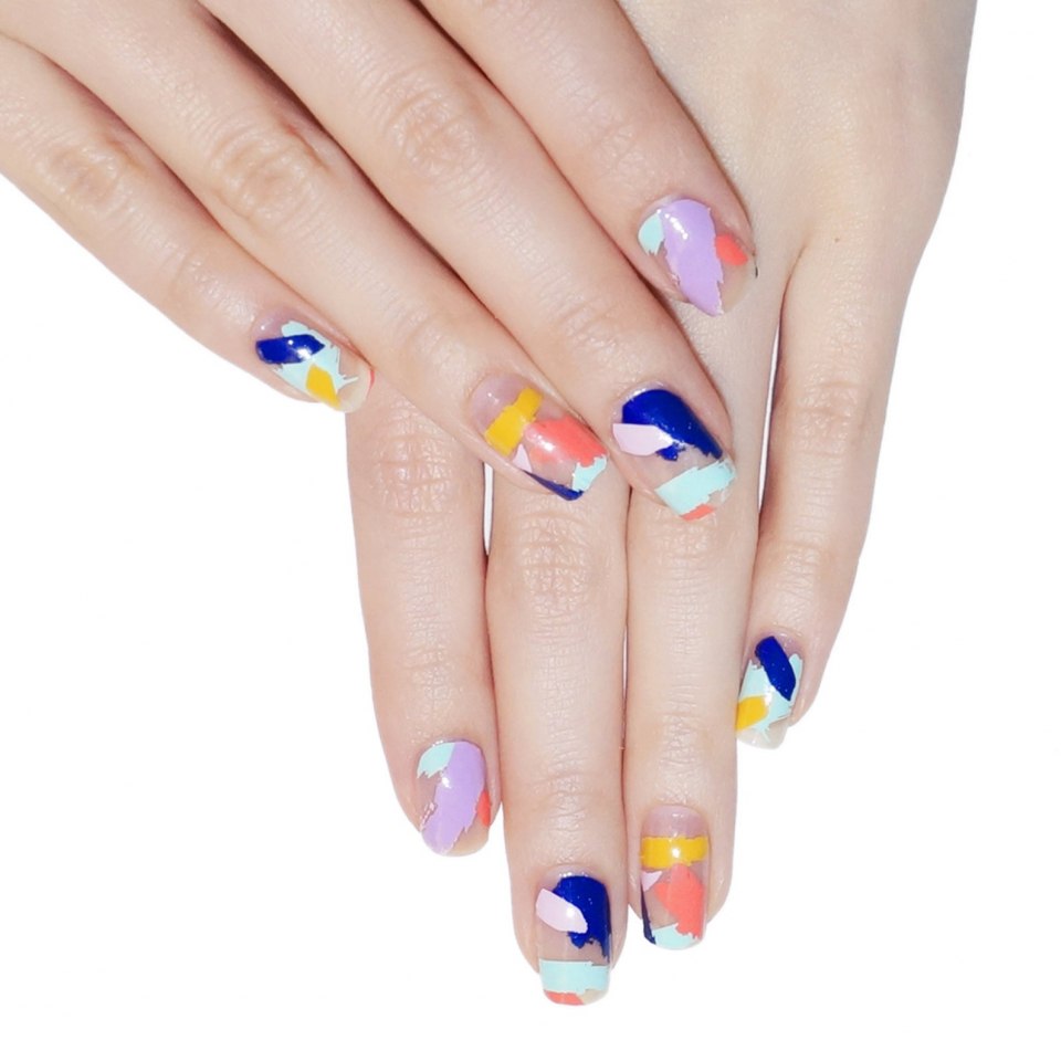 Ногти на прозрачном фоне