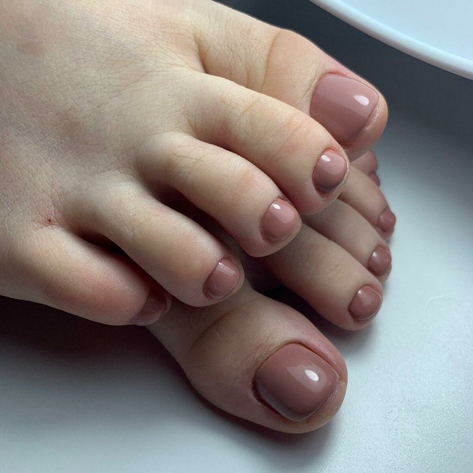 Педикюр нейтральный