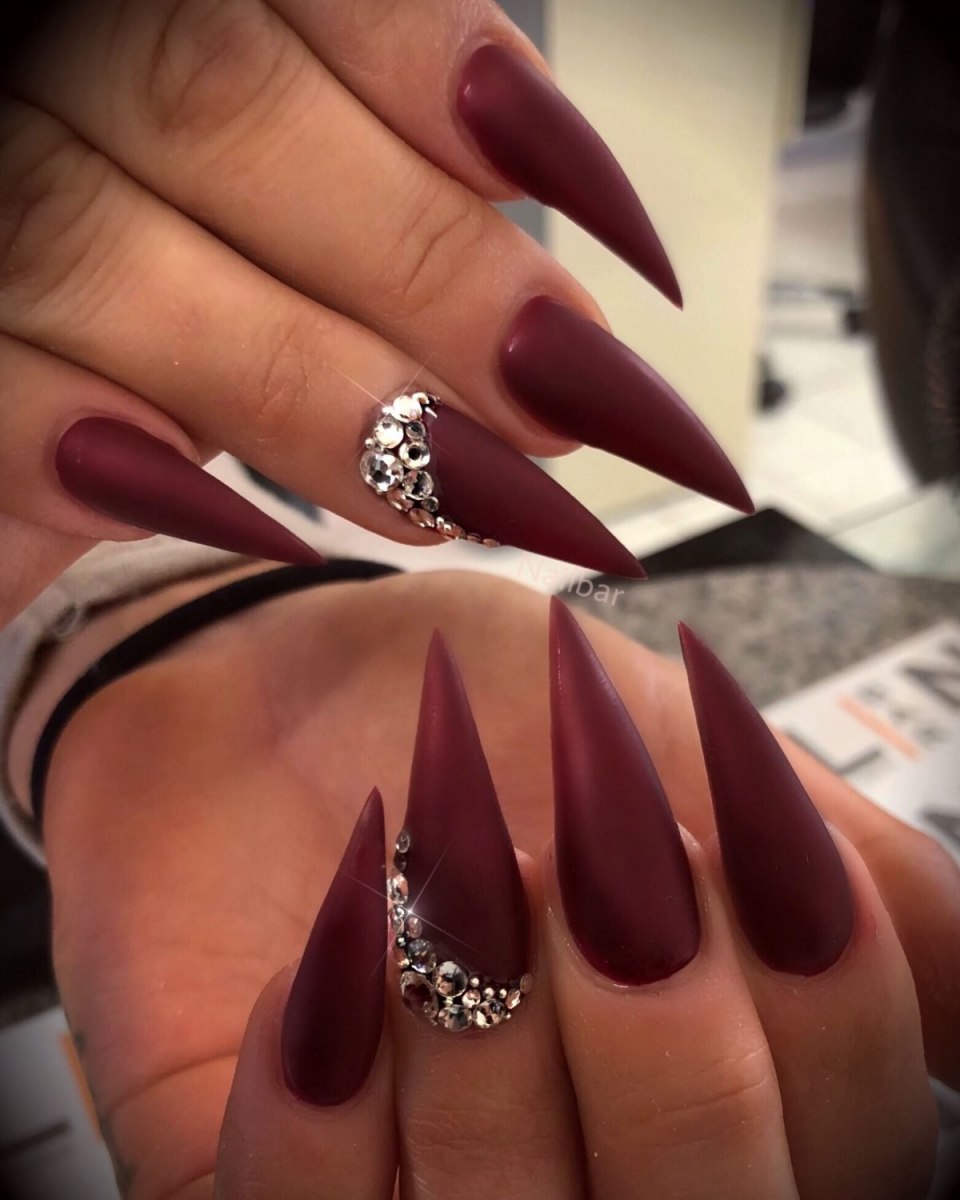 Ногти в коричневых тонах