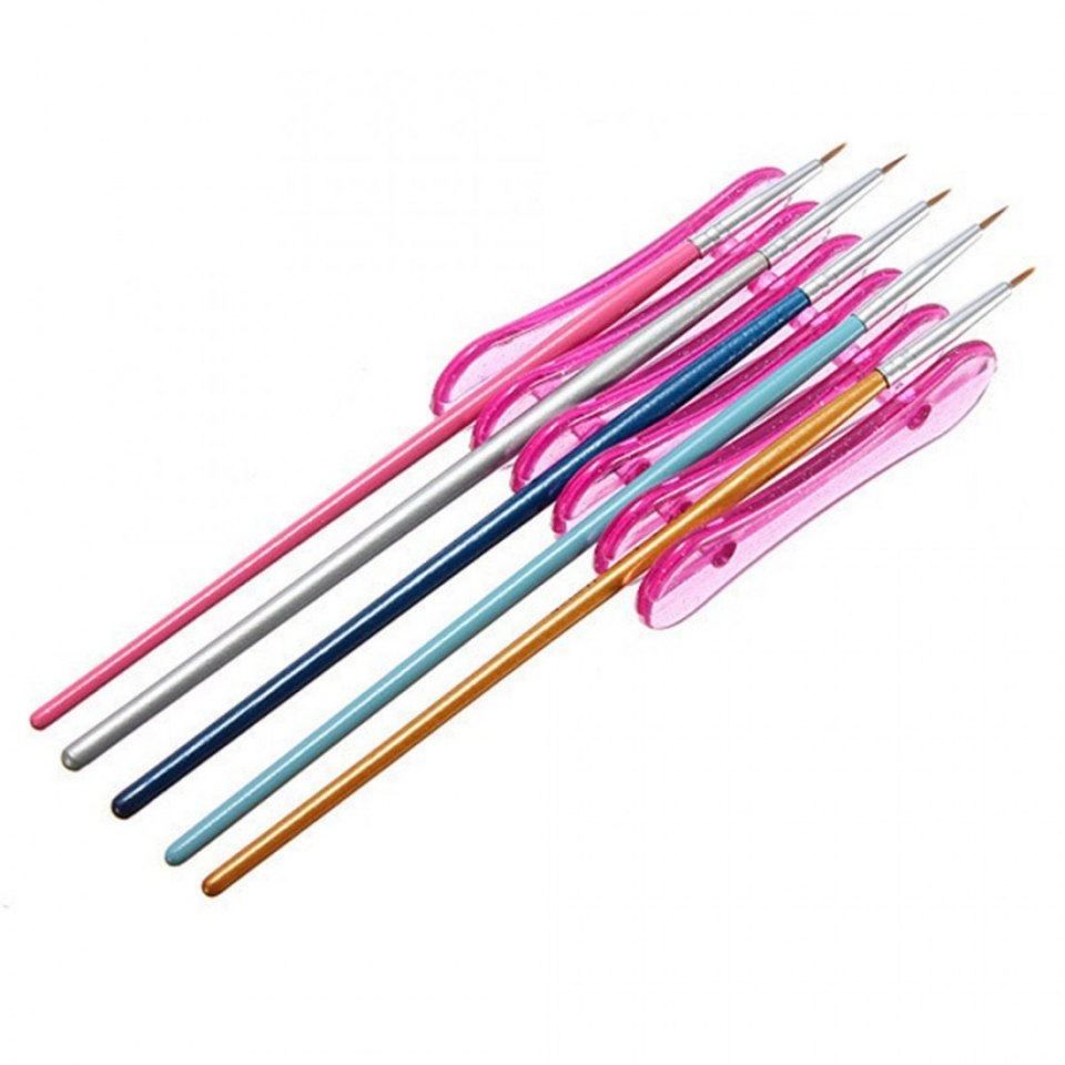 Розовые ногти с палочками