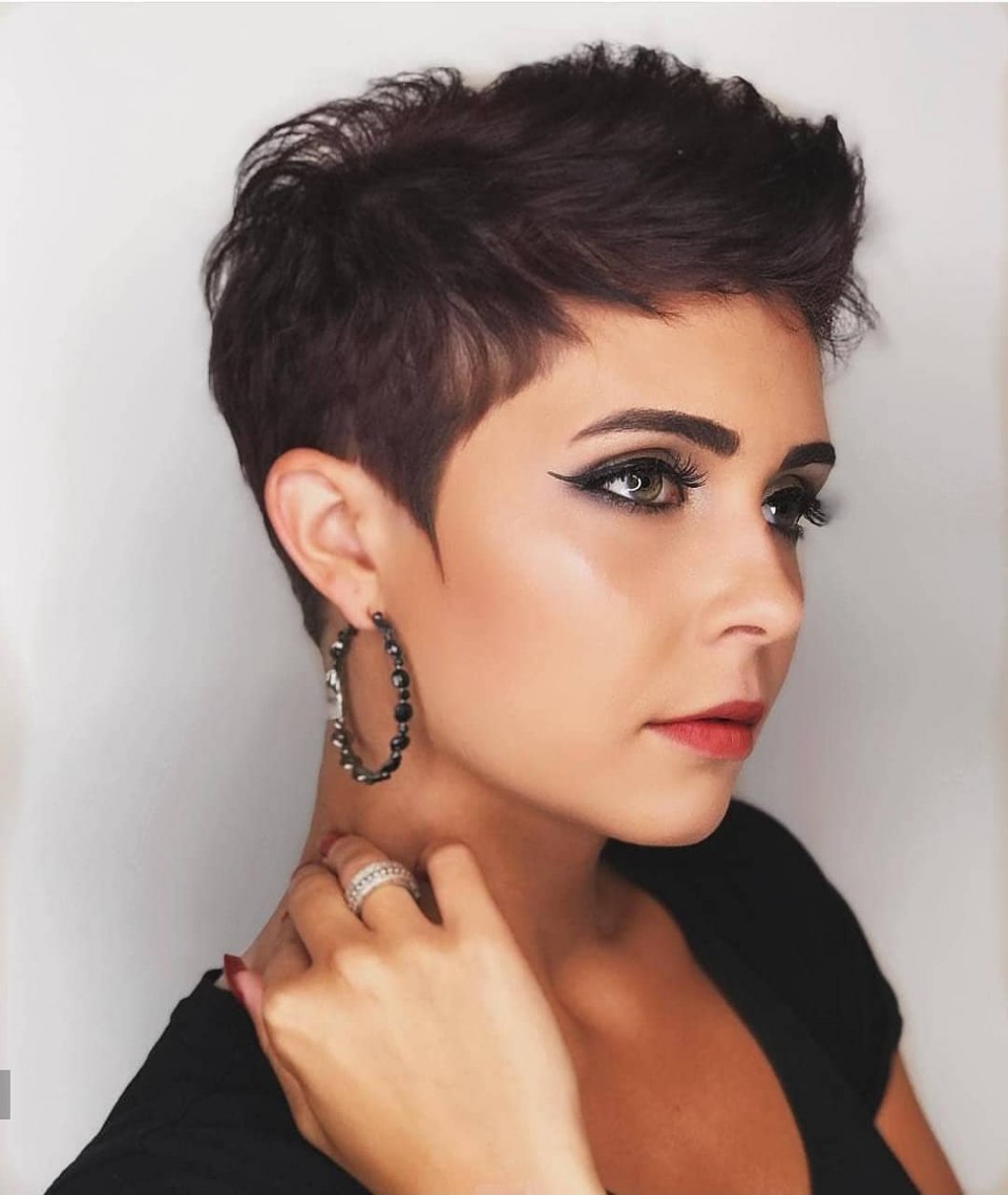 Стрижка Гарсон Пикси