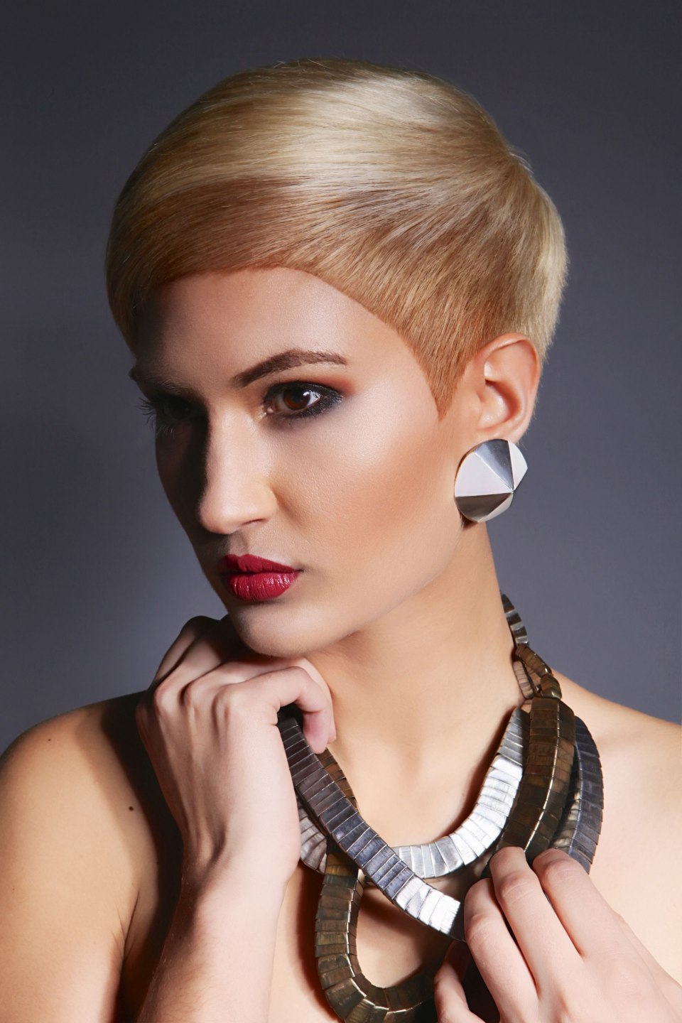 Стильные короткие стрижки