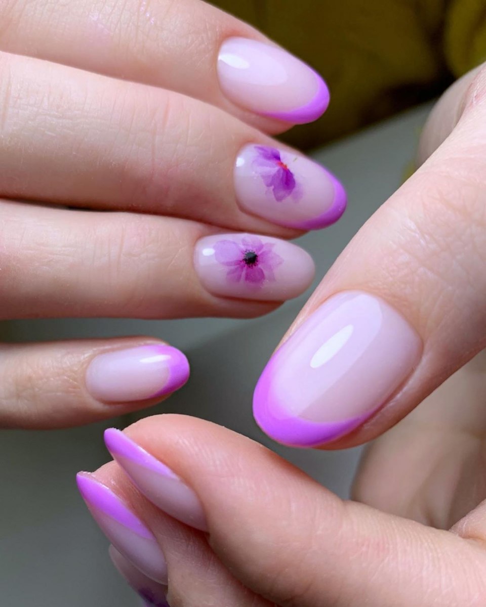 Фиолетовый маникюр 2021