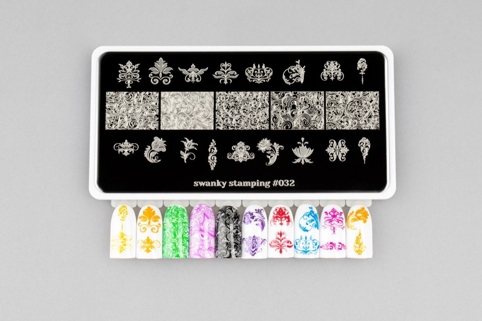 Пластина Swanky Stamping 32