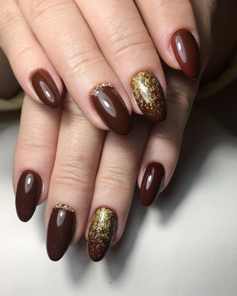 Шоколадный маникюр