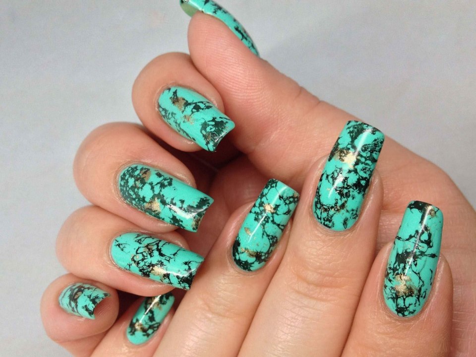 Дизайн ногтей бирюзовый