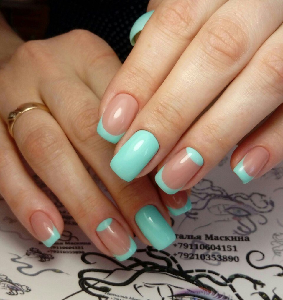 Бирюзовые ногти