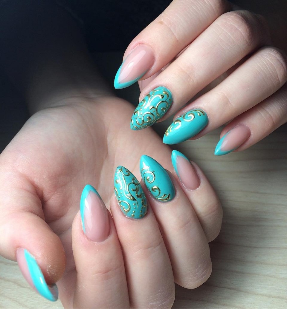 Маникюр бирюзовый френч