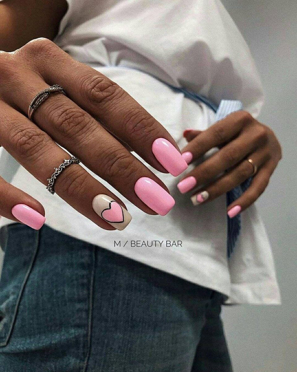 Летний маникюр на загорелые руки