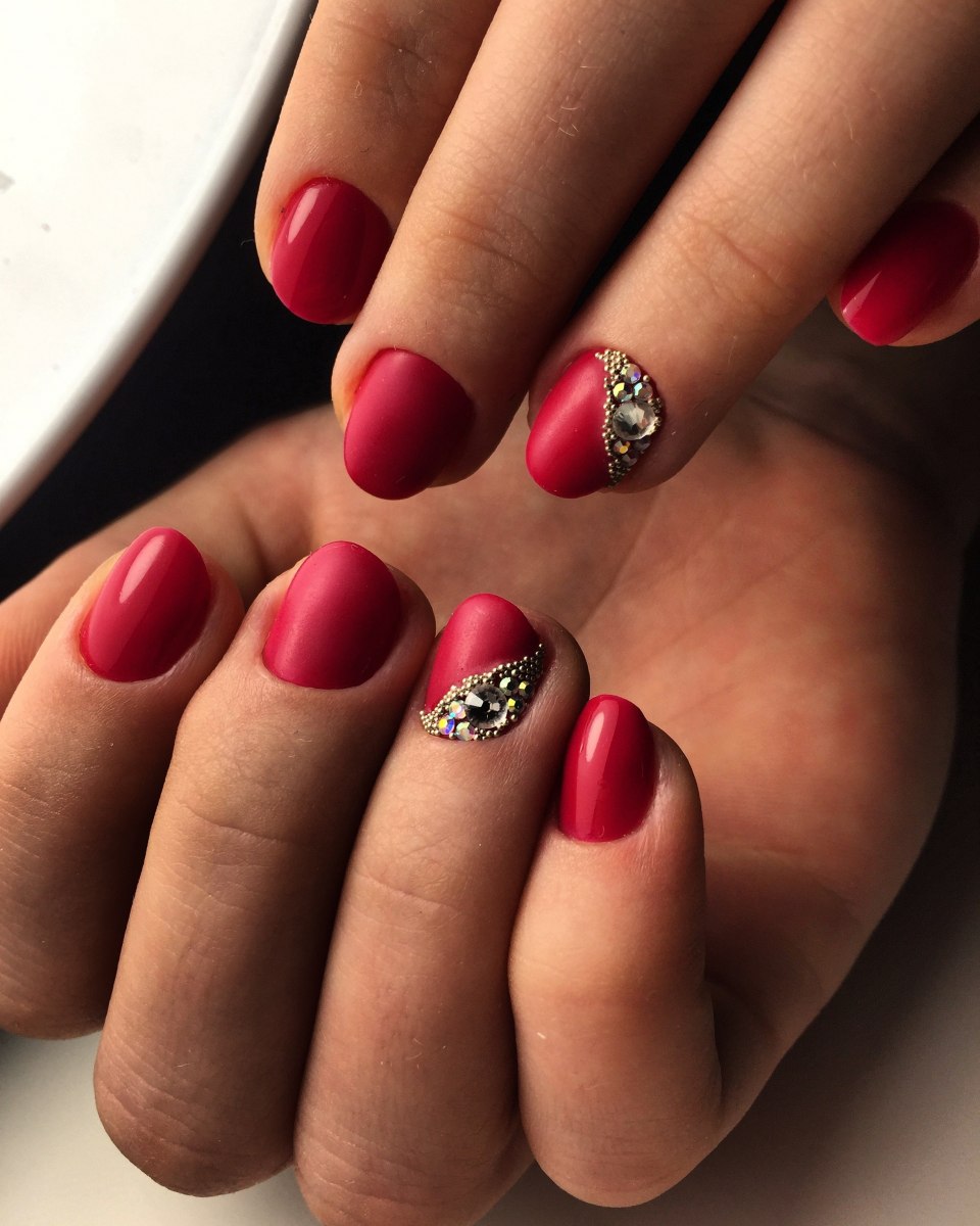 Черно красный маникюр на длинные ногти