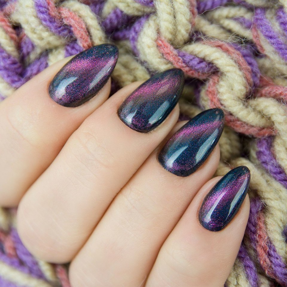 Маникюр кошачий глаз фиолетовый