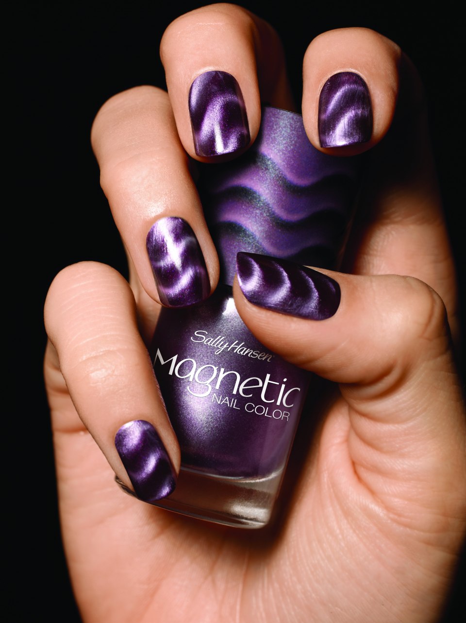 Черно фиолетовый маникюр омбре