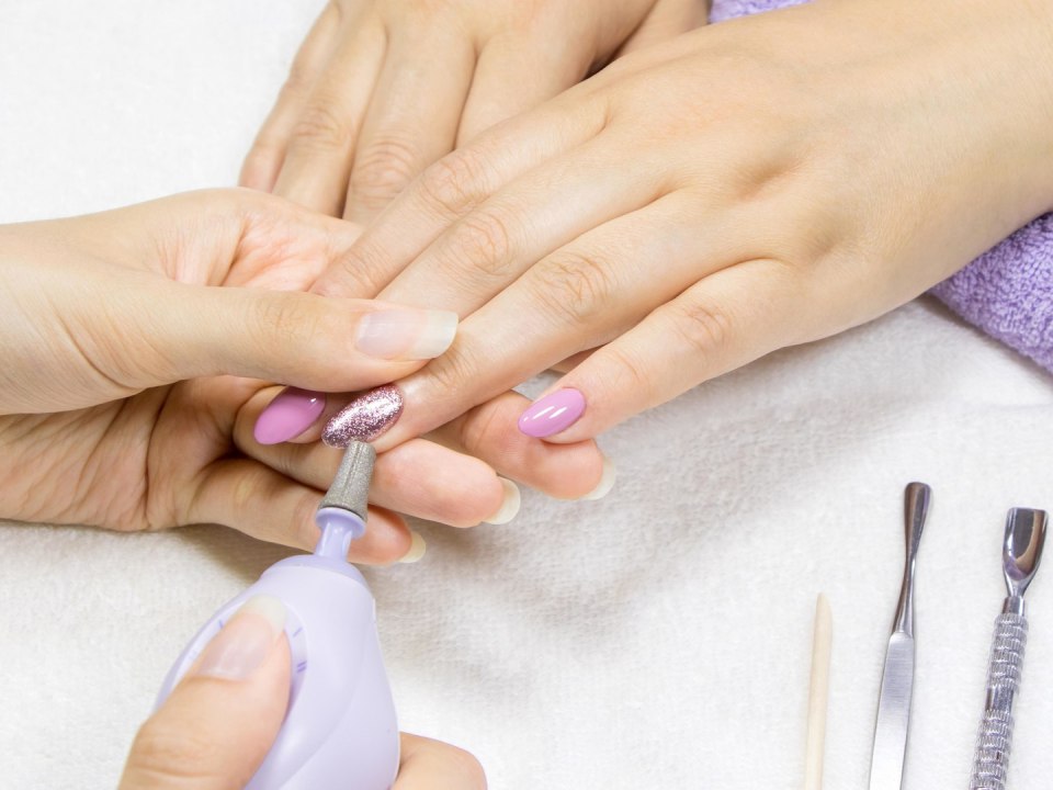 Идеальный маникюр выглядит так