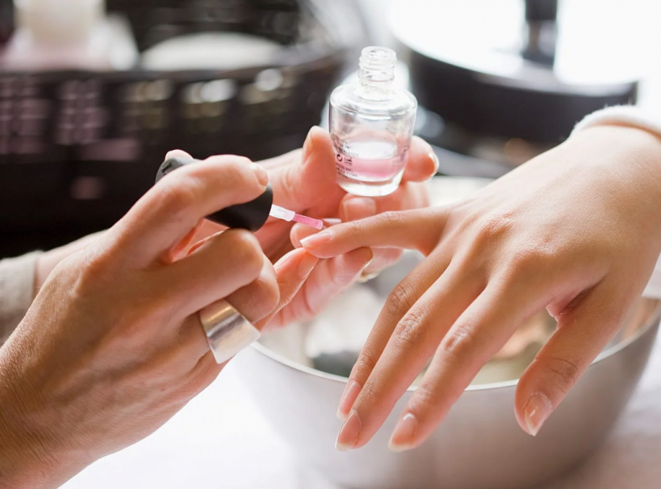 Рисую свой идеальный маникюр