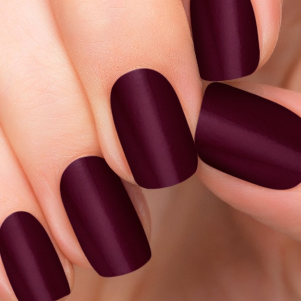 Матовый лак для ногтей