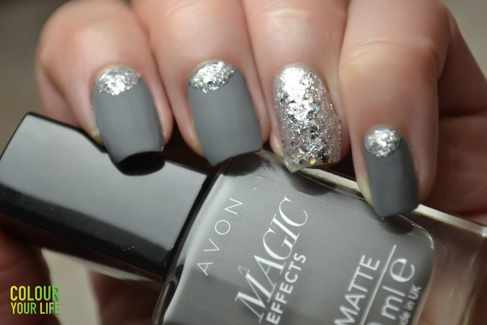 Маникюр со звездочками